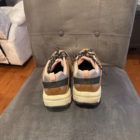 Women’s Skechers Selmen West Highland Waterproof Hiking Shoes Size 8.5 - Picture 3 of 6